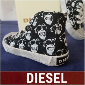 BRAND NEW DIESEL Super Trendy High Top Sneakers